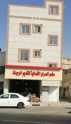 للبيع عمارة تجارية في العمران